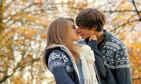 couple kiss photoshoot|cute couple kiss images.